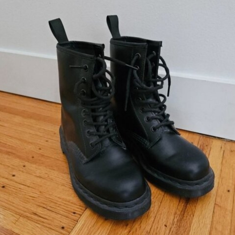 Dr. Martens 1460 Black Mono Smooth - US W5